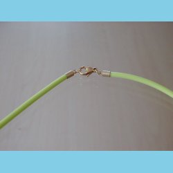 Lysegrn Gummi Halskde