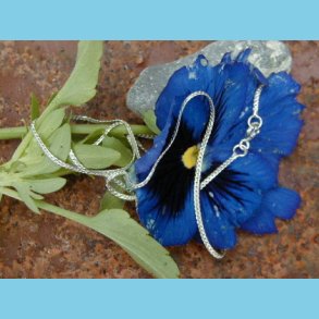 Let Femi Halskde 40 CM