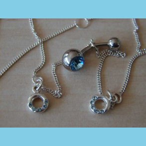 Mavekde Ring og Lysebl Sten