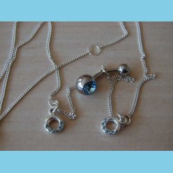 Mavekde Ring og Lysebl Sten