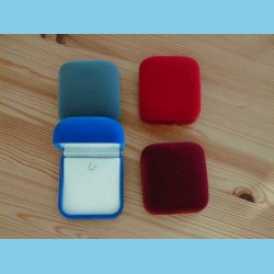 12 stk. Luksus smykkeske vedhng engros