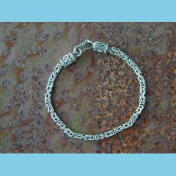 Armb&aring;nd Kongeflet