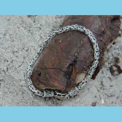 Armb&aring;nd Kongeflet