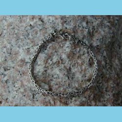 Armb&aring;nd Kongeflet